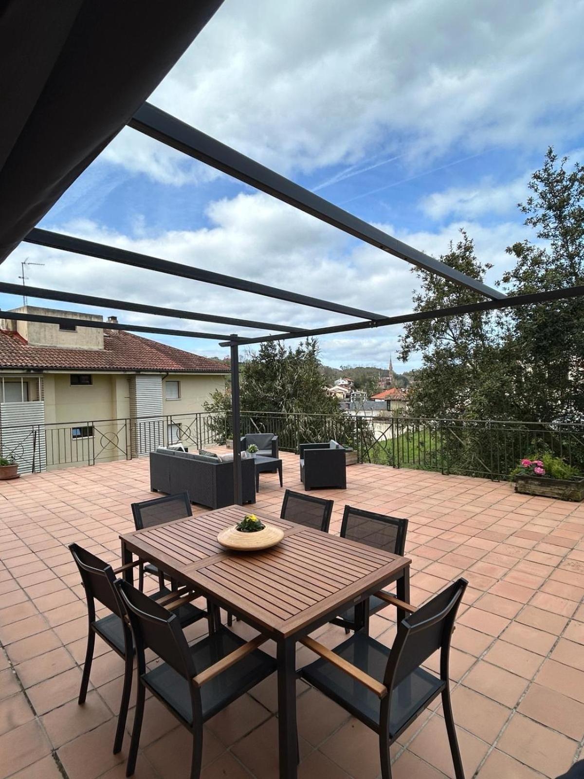 La Terraza Apartment โกมิญาส ภายนอก รูปภาพ